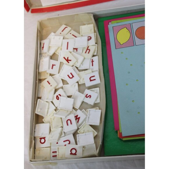 Vtg Michael Stanfield Learning to Spell Activity Age 4-6 Preschool Kindergarten - Picture 7 of 7